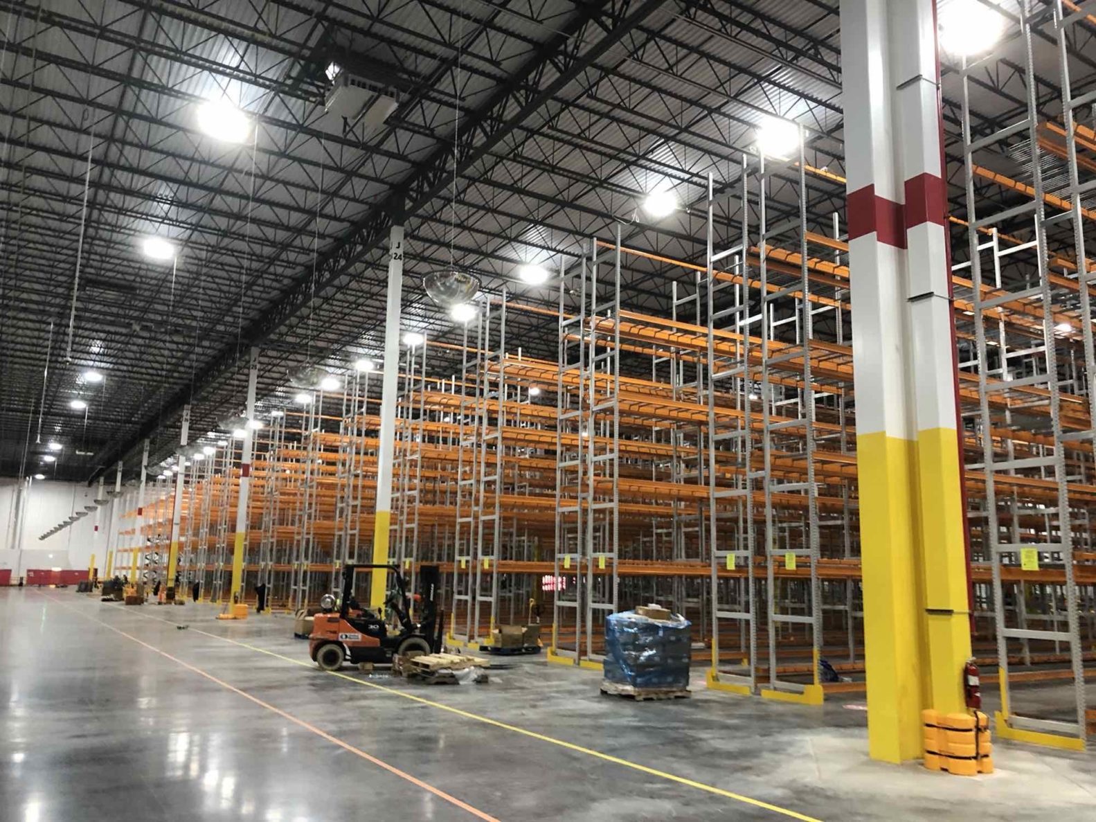 Amazon Fullfillment Center